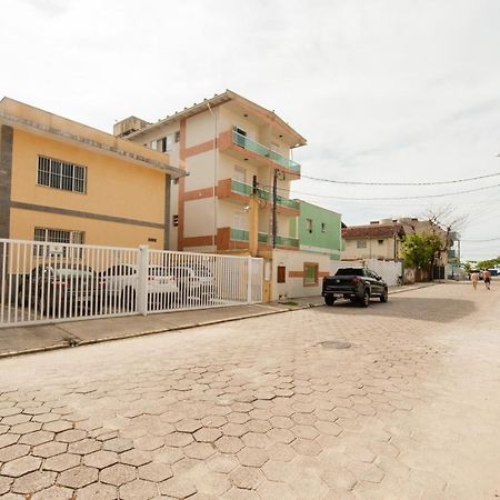 Apartamento Apartamento Pertinho Do Mar Ubatuba Exterior foto